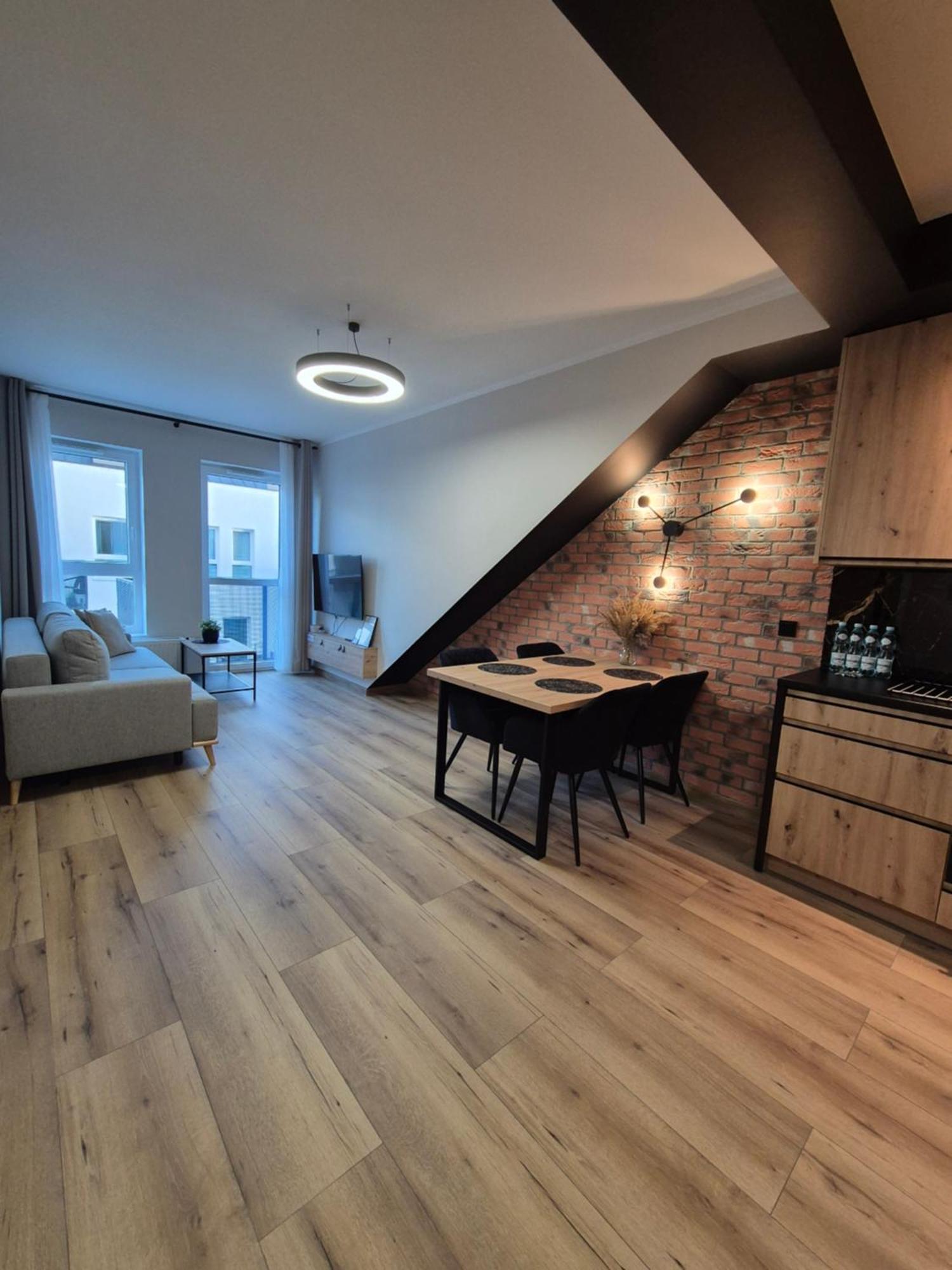 סטארגארד שצ'צ'סינסקי Asti Apartamenty Centrum Stargard מראה חיצוני תמונה