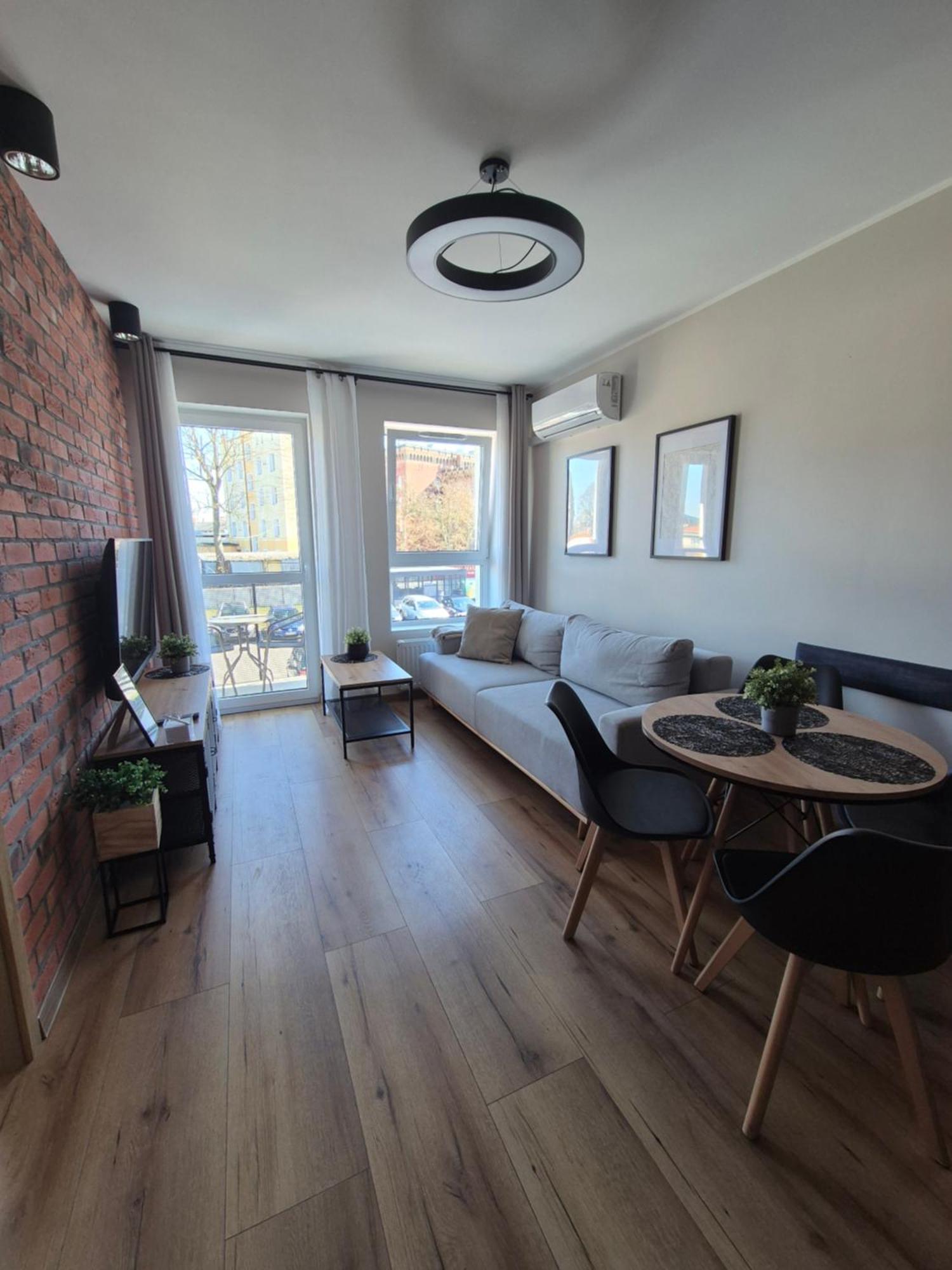 סטארגארד שצ'צ'סינסקי Asti Apartamenty Centrum Stargard מראה חיצוני תמונה